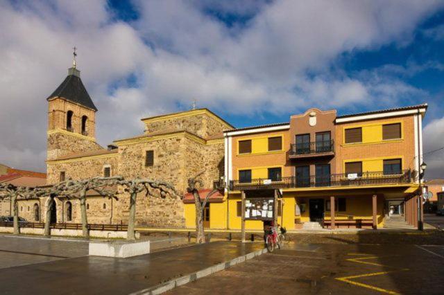 B&B Puente De Orbigo Hospital de Orbigo Exterior photo